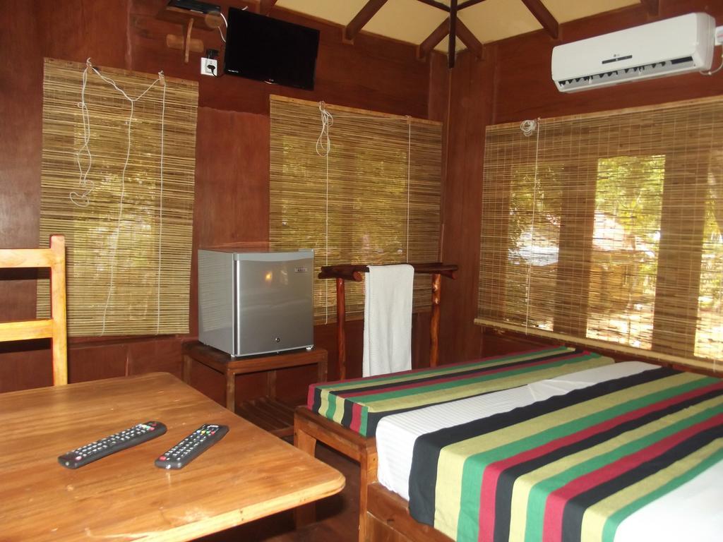 Lord Of The Forest Hotel Batticaloa Exterior photo
